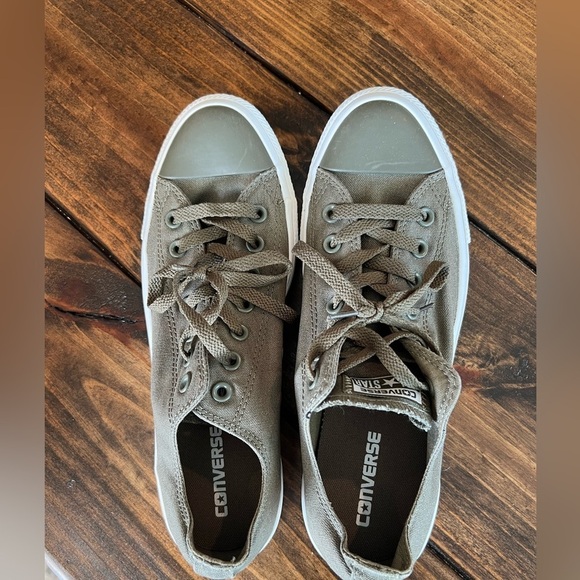 Converse Chuck Taylor Casual olive green  Canvas Sneakers, men’s 9, women’s 11 - Picture 5 of 8